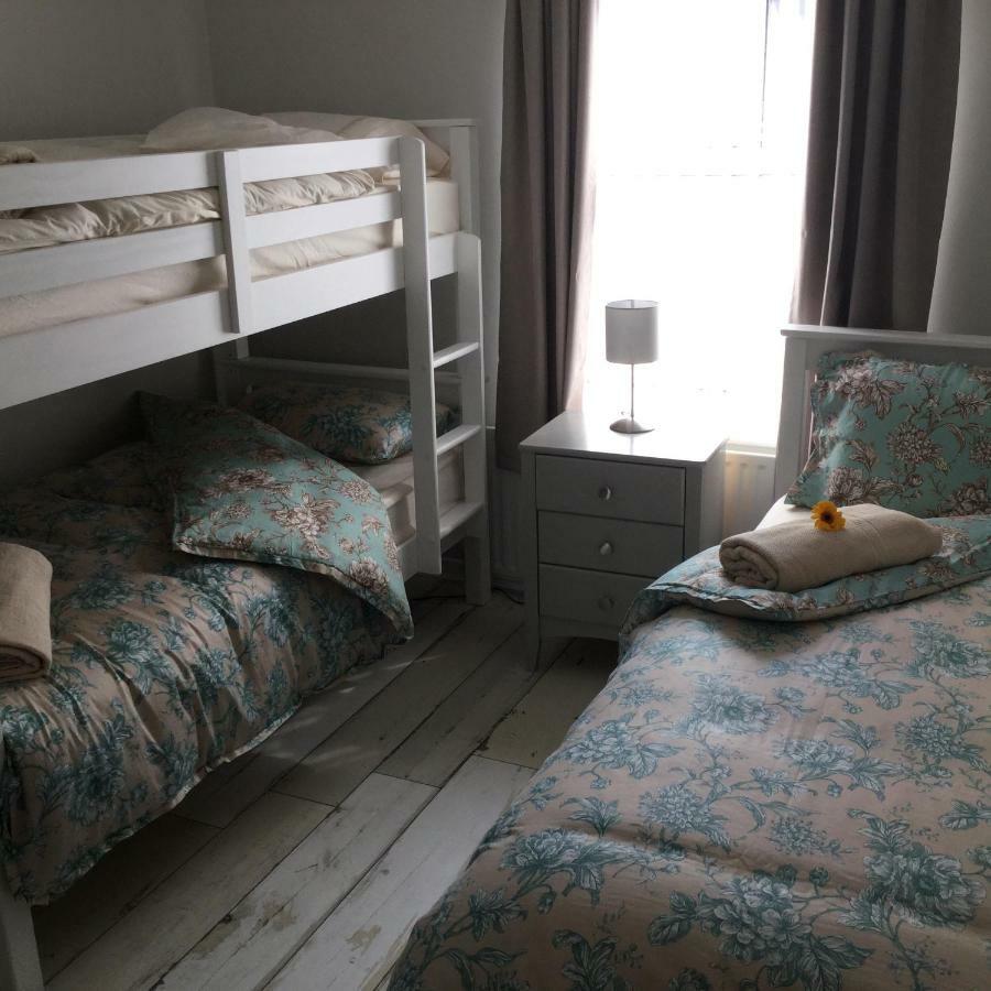 Beachside Apartment Bangor  Ngoại thất bức ảnh